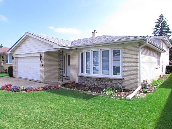 2nd image of 455 Dover Dr