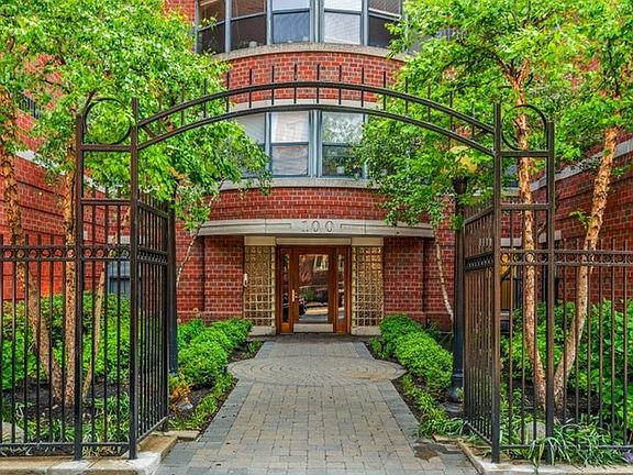 5th image of 100 Jersey St APT 203