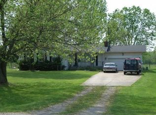 10300 Island Rd, Grafton, OH 44044