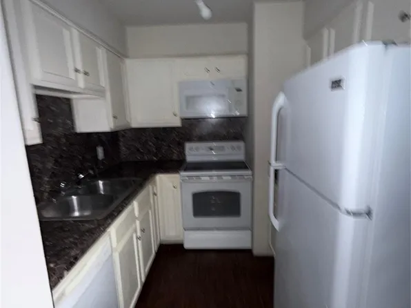 17202 Imperial Valley Dr APT 1, Houston, TX 77060