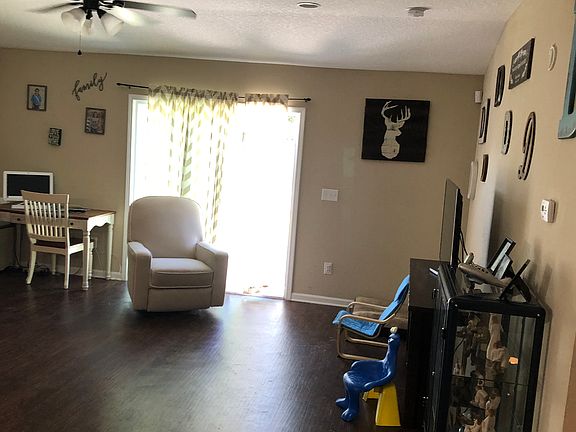 3rd image of 6523 Starling Ave