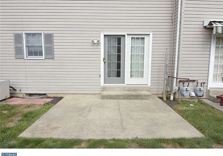 1033 Fredrick Blvd — Photo 3
