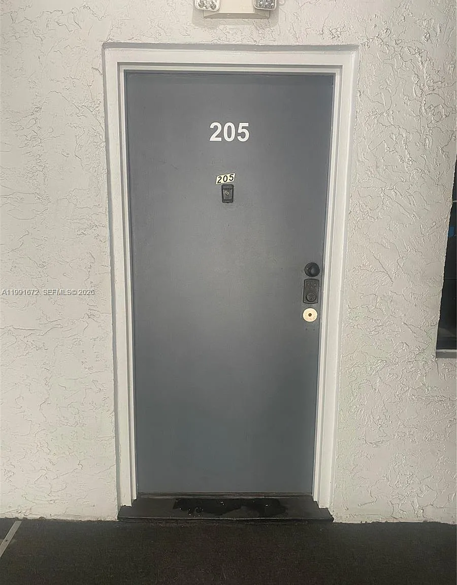 Brookview Condo — Photo 2