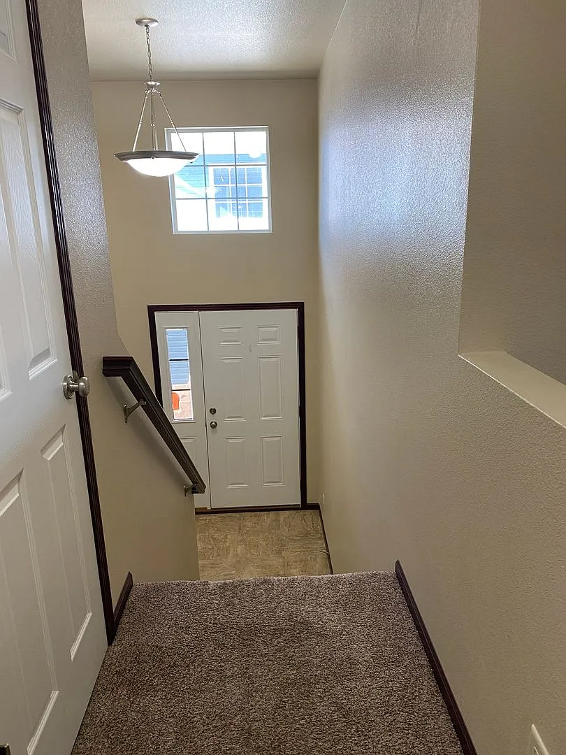 Enjoy Quiet Living In A Quality Built Twinhome — Photo 4