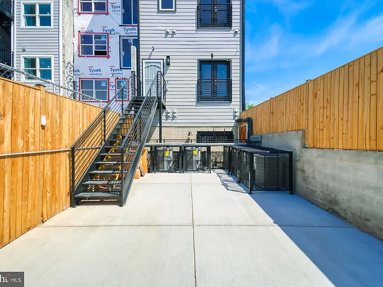 2013 Benning Rd NE #8 — Photo 30
