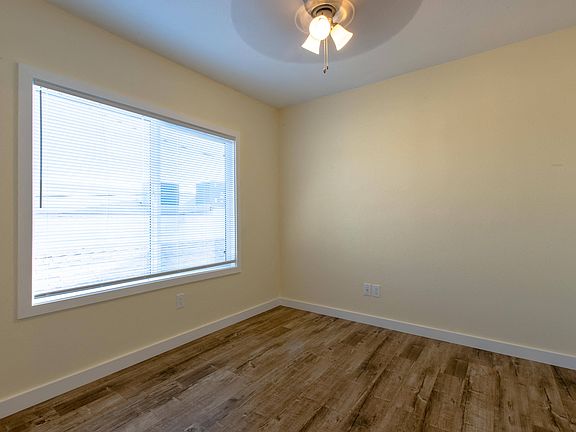 3rd image of 121 S Gless St #5