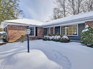 6404 Winthrop Ln, Glenview Manor, KY 40222