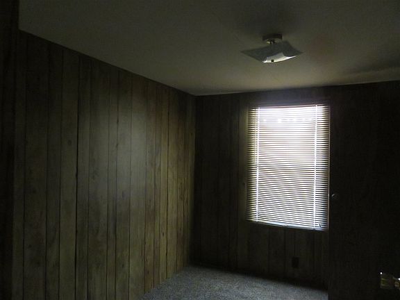 5th image of 8869 S Valorie Ct