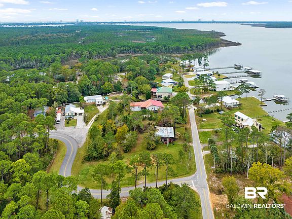 4th image of 7770 Bayshore Dr
