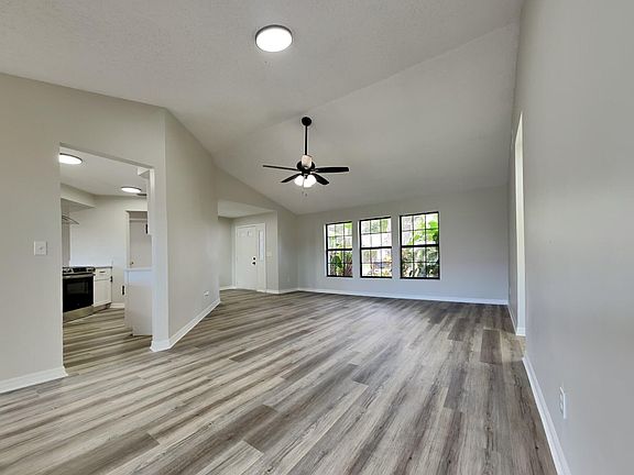 4th image of 1218 Golden Pond Ln