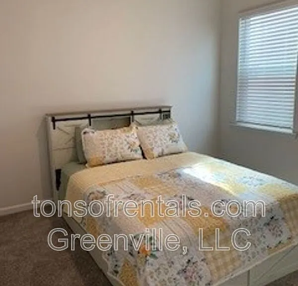 938 Pineland Dr — Photo 12