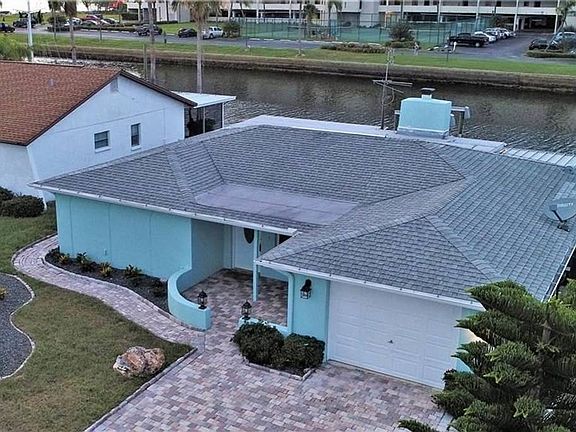 2nd image of 5933 Beverly Dr