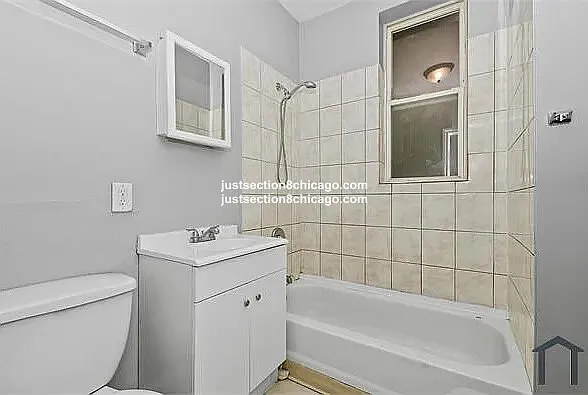 6637 S Champlain Ave #1 — Photo 2