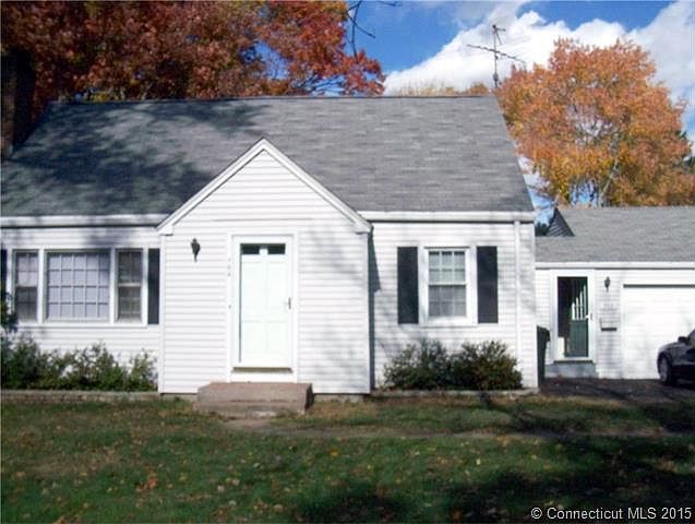 1st image of 702 Forest St