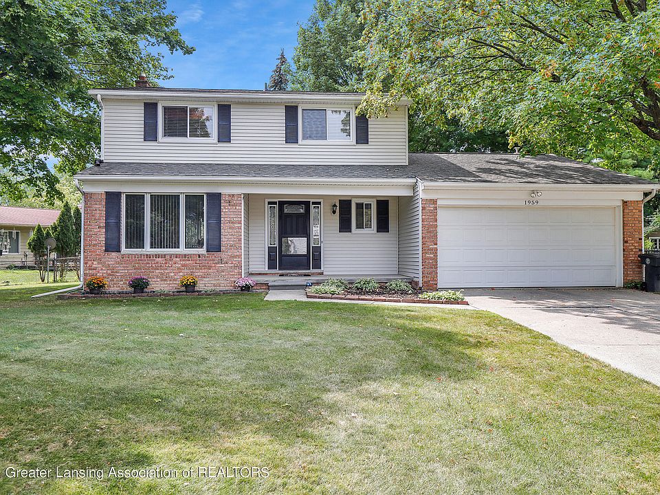 1st image of 1959 Tamarisk Dr