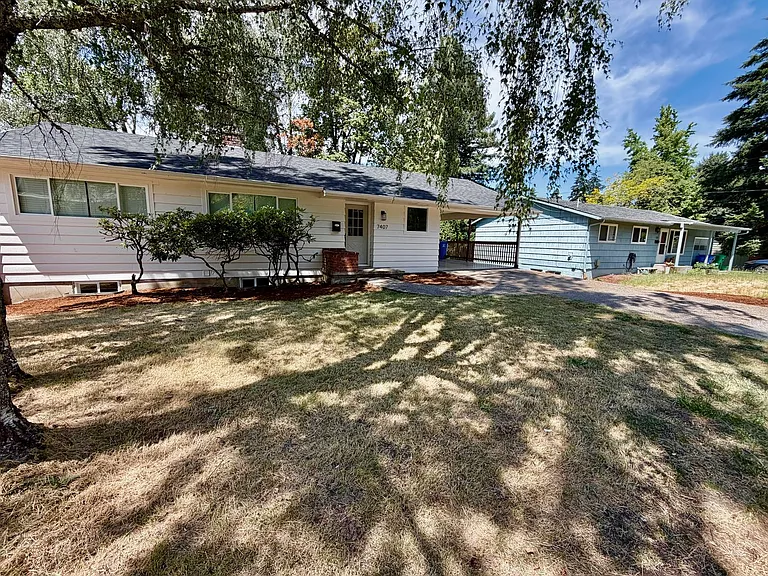 7407 SW 36th Ave — Photo 51