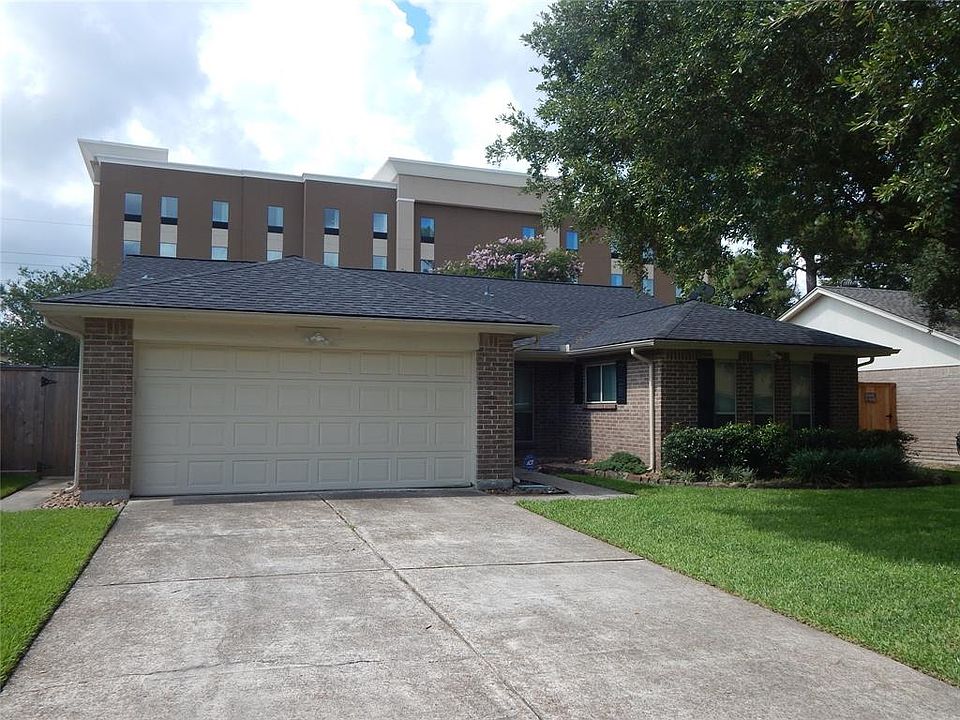 1st image of 5214 Green Timbers Dr