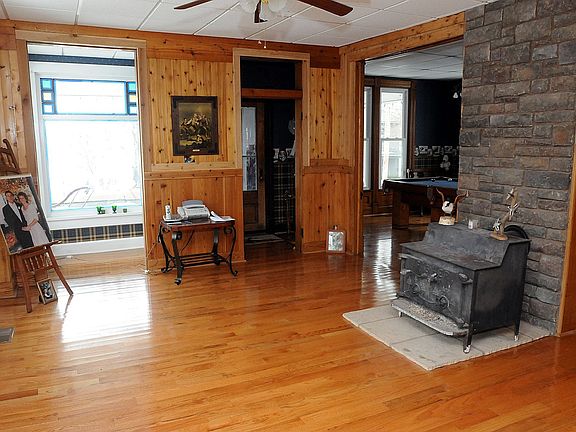 2nd image of 238 N 6th St