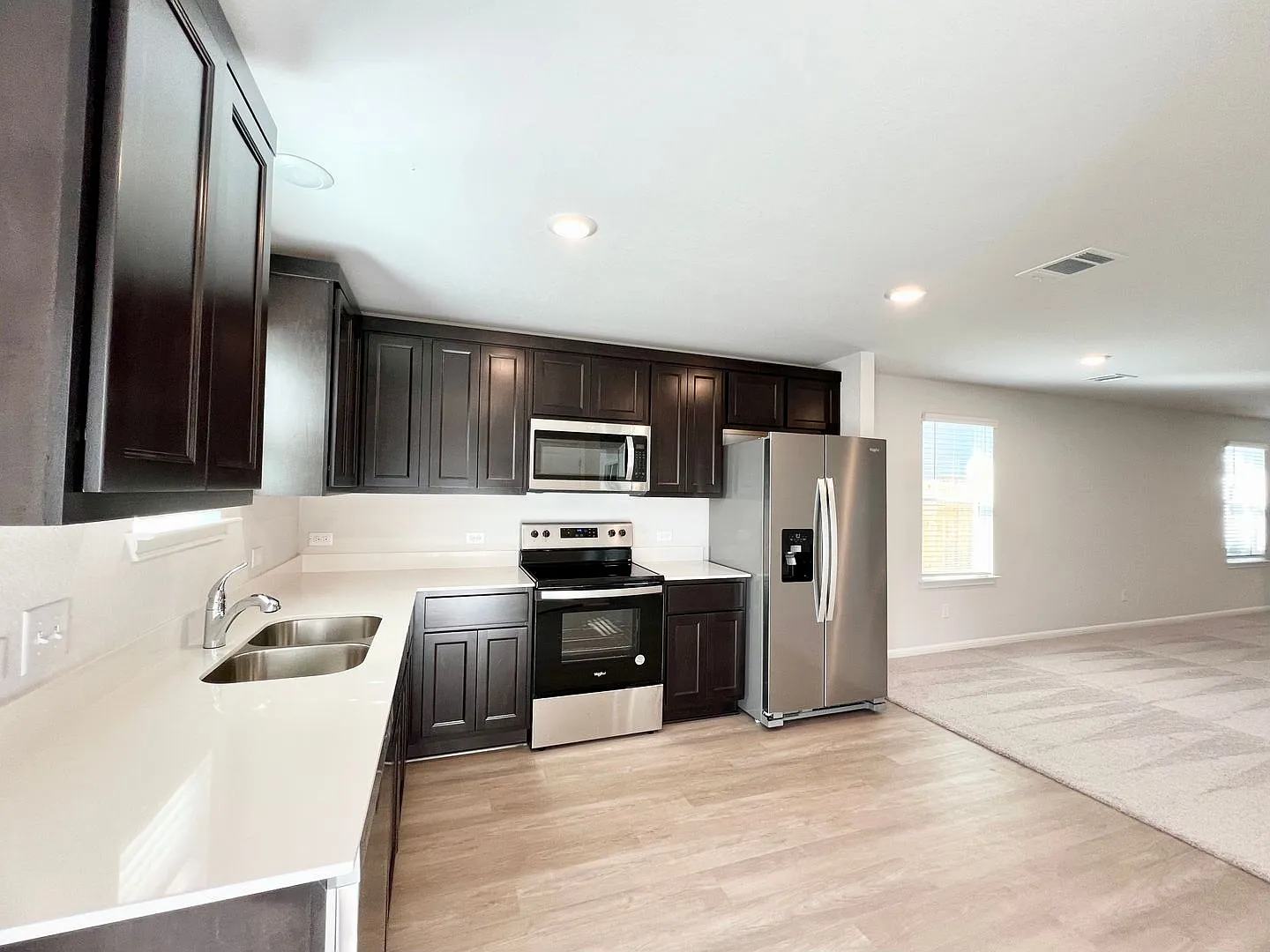 3 bedroom, 2 bath, 1 story home! — Photo 4