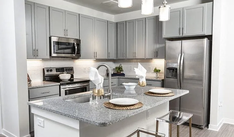Gourmet kitchen with island