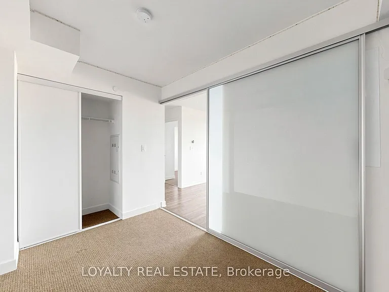 120 Varna Dr #1207 — Photo 26