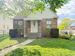 17405 Palmer St, Melvindale, MI 48122