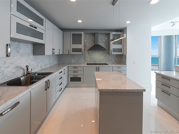 5th image of 5959 Collins Ave APT 1807