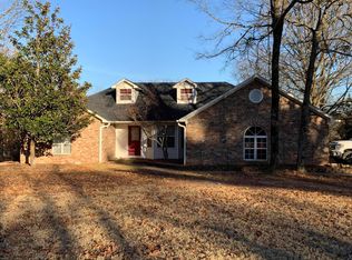 691 Meadow Rd, Russellville, AR 72802