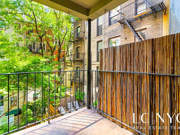 3rd image of 252 W 74th St APT 2A