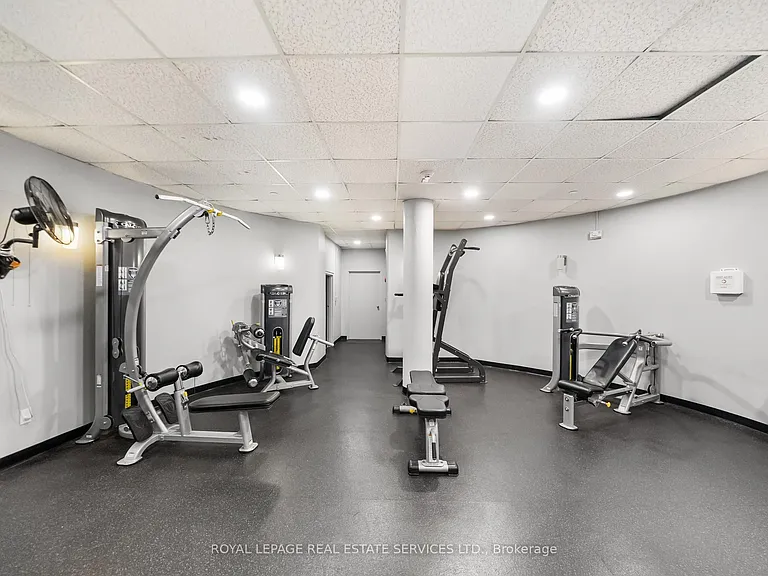 5785 Yonge St #601 — Photo 27