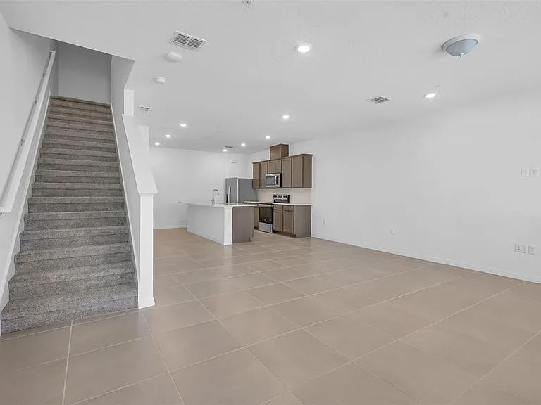 11390 Nona Sound St — Photo 4