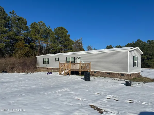 11521 Paradise Court, Laurel Hill, NC 28351
