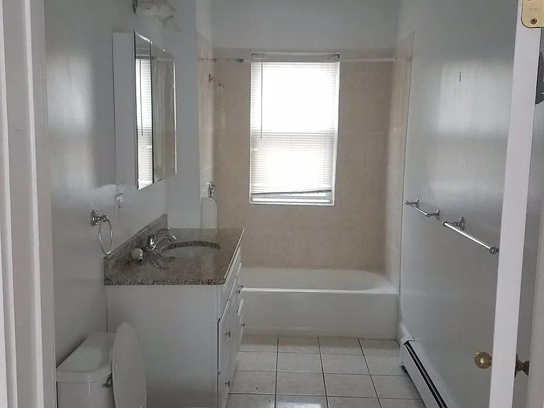 104 Glenwood Rd #2 — Photo 10