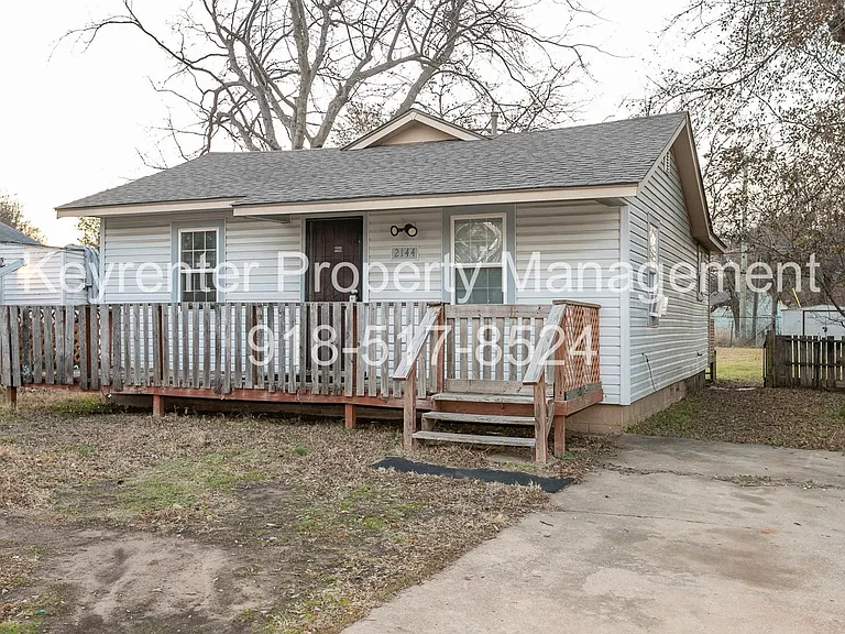 2144 N Garrison Pl — Photo 5