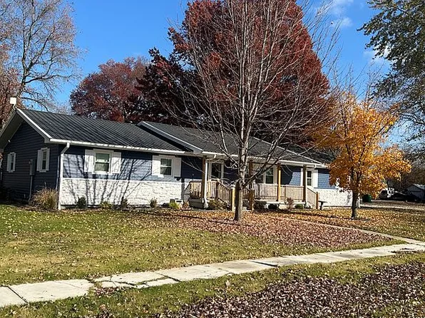 121 E Maiden Ln, Jasper, MO 64755