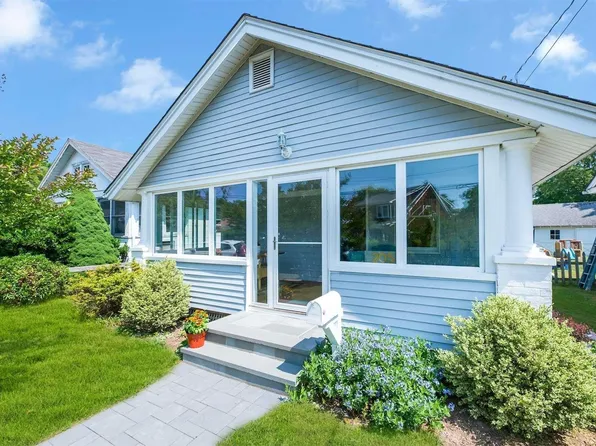 770 Knapp Place, Greenport, NY 11944