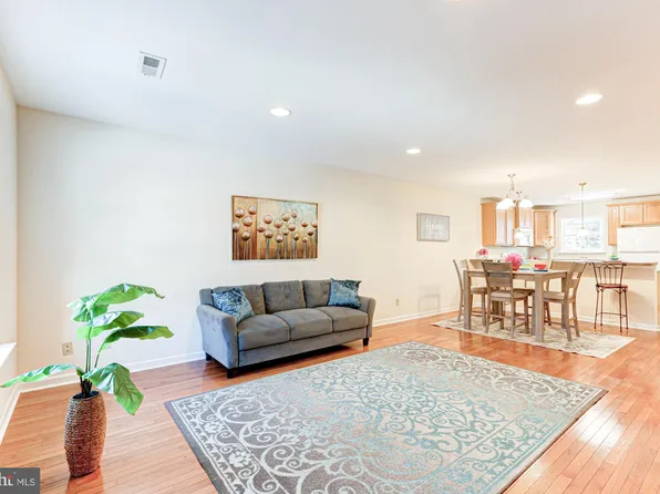 2109 Carter St, Wilmington, DE 19802