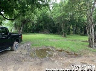 1005 Clark St #44, Seguin, TX 78155