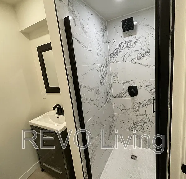 151 Colborne St #165B — Photo 3