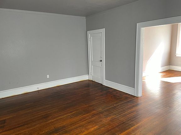 4th image of 508 Kirby Pl