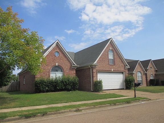 3rd image of 9242 Loganberry Ln