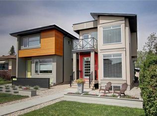 2728 SW Cochrane Rd NW, Calgary, AB T2M 4H9