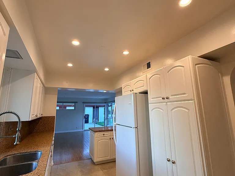 410 N Canyon Blvd — Photo 35