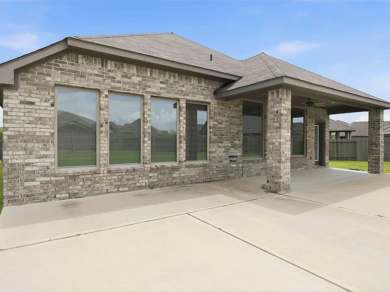 20427 Windcrest Colony Trl — Photo 24