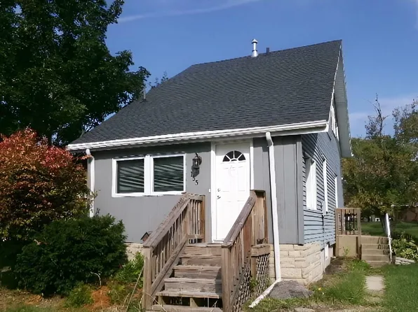 155 E Lincoln St, Oregon, WI 53575