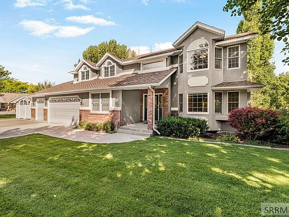 3rd image of 3516 Nathan Cir