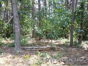 3rd image of 12 Hillcrest Dr #2