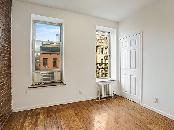 2nd image of 364 W 51st St APT 5W