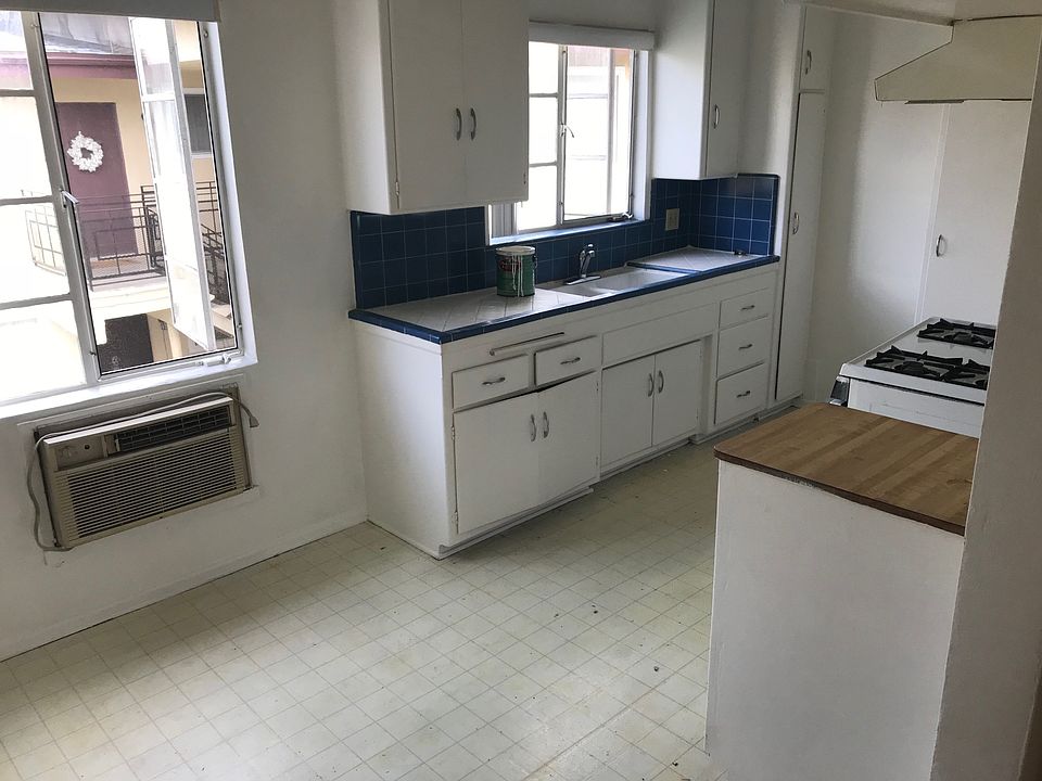 2nd image of 5332 Bellingham Ave