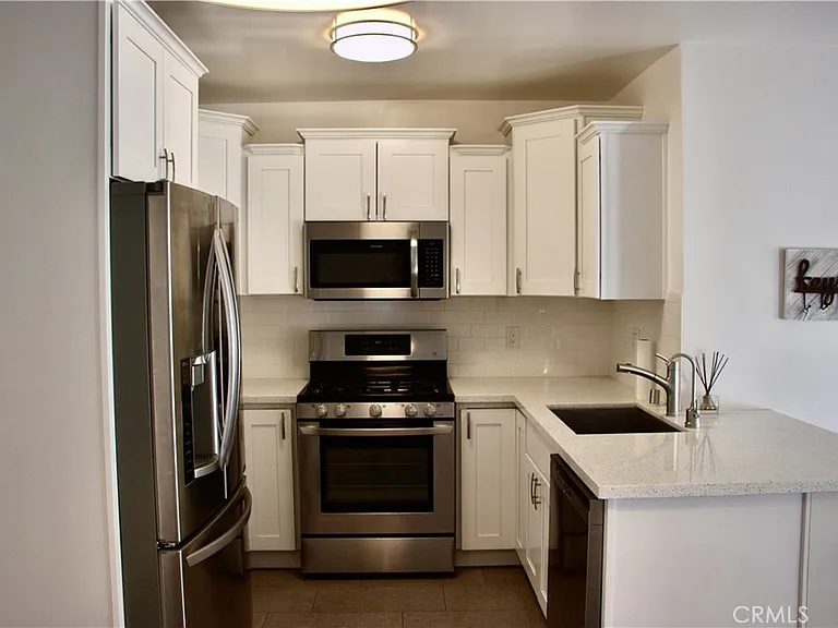 14560 Clark St #105 — Photo 9
